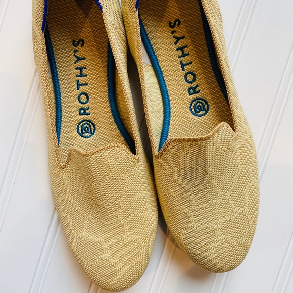 rothys safari loafer